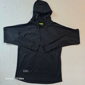 SAGA Outerwear TEK Mens Small  Lightweight Hoodie Pullover Black Snowboard ski